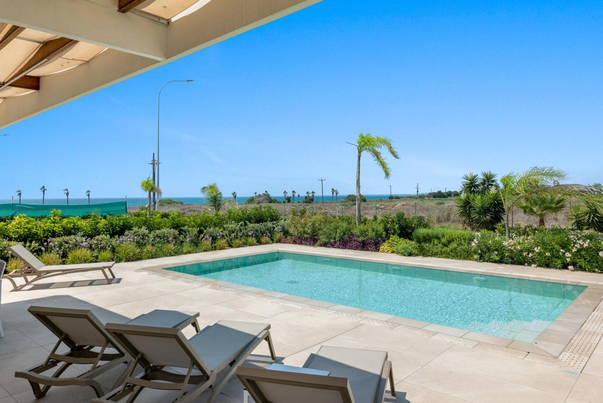 Serenity Waves Villa 17 Larnaca Esterno foto